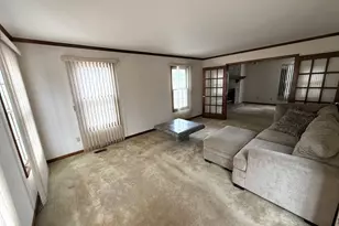 3001 Somme Ct, Joliet, IL 60435 - Photo 6