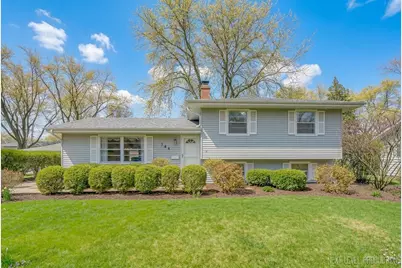 344 Sycamore Drive, Naperville, IL 60540 - Photo 1
