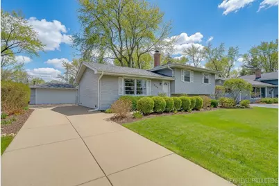 344 Sycamore Drive, Naperville, IL 60540 - Photo 2