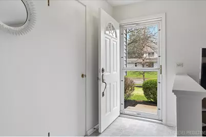 344 Sycamore Drive, Naperville, IL 60540 - Photo 6