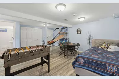 8144 Kildare Avenue, Skokie, IL 60076 - Photo 16