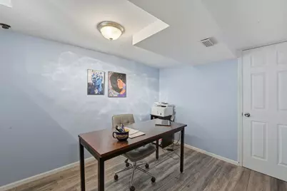 8144 Kildare Avenue, Skokie, IL 60076 - Photo 20