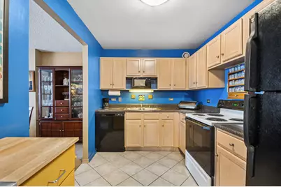 70 W Huron Street #1804, Chicago, IL 60654 - Photo 6