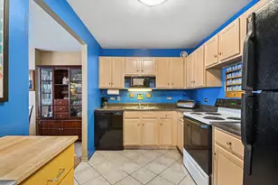 70 W Huron St, Chicago, IL 60654 - Photo 6