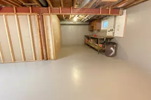 2242 Eastview Dr, Des Plaines, IL 60018 - Photo 16