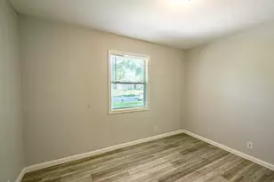 1607 Williamsburg Dr, Champaign, IL 61821 - Photo 10