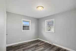 3041 Hopkins St, Steger, IL 60475 - Photo 12