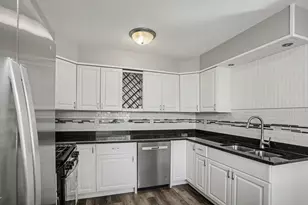 3041 Hopkins St, Steger, IL 60475 - Photo 4