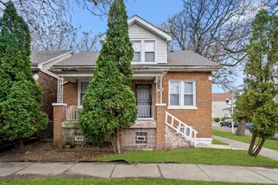 8100 S Houston Avenue, Chicago, IL 60617 - Photo 2