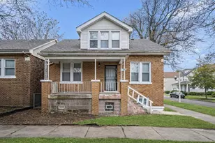 8100 S Houston Ave, Chicago, IL 60617 - Photo 1