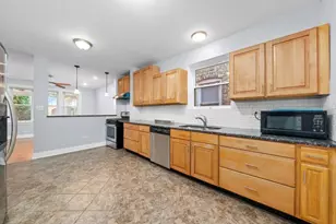 8100 S Houston Ave, Chicago, IL 60617 - Photo 10