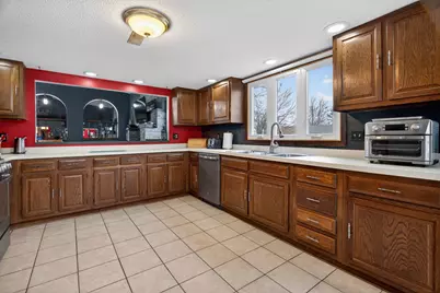 1380 Sommerset Way, Bourbonnais, IL 60914 - Photo 12