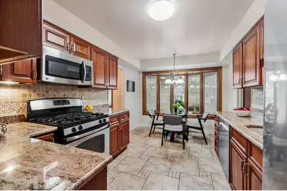 1305 E Mulberry Lane, Mount Prospect, IL 60056 - Photo 10