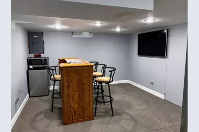 406 N Prospect Manor Avenue, Mount Prospect, IL 60056 - Photo 16