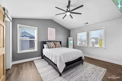 363 Cornwall Avenue, South Elgin, IL 60177 - Photo 4