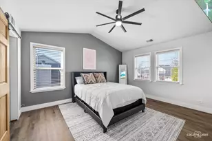 363 Cornwall Ave, South Elgin, IL 60177 - Photo 4