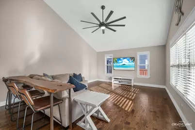 363 Cornwall Avenue, South Elgin, IL 60177 - Photo 6