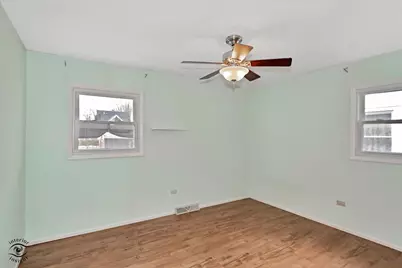 114 W Sumner Avenue, Peotone, IL 60468 - Photo 10