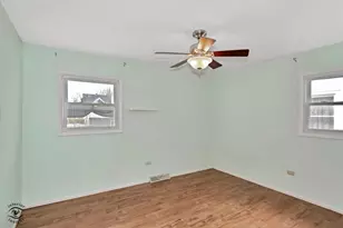 114 W Sumner Ave, Peotone, IL 60468 - Photo 10