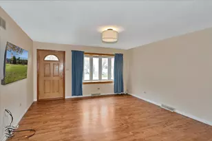 114 W Sumner Ave, Peotone, IL 60468 - Photo 8