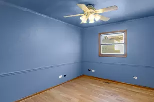 26235 N Walnut Ave, Mundelein, IL 60060 - Photo 10