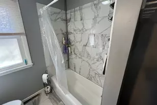 1061 Meadow Ln, Rochelle, IL 61068 - Photo 10