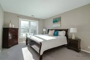 76 Willow Pkwy, Buffalo Grove, IL 60089 - Photo 14