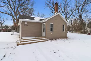 39470 N Woodland Ave, Antioch, IL 60002 - Photo 2