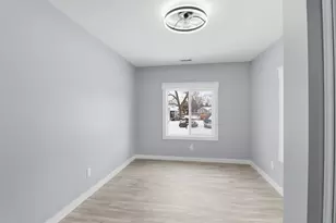 39470 N Woodland Ave, Antioch, IL 60002 - Photo 14