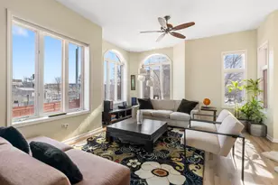 326 E 18th St, Chicago, IL 60616 - Photo 2