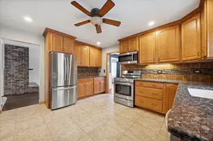 602 Prairie Ave, Downers Grove, IL 60515 - Photo 8