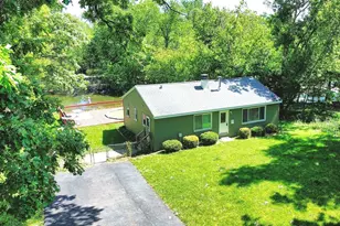 170 Hilldale Ln, Port Barrington, IL 60010 - Photo 2