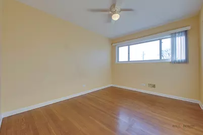 8532 N Oleander Avenue, Niles, IL 60714 - Photo 10