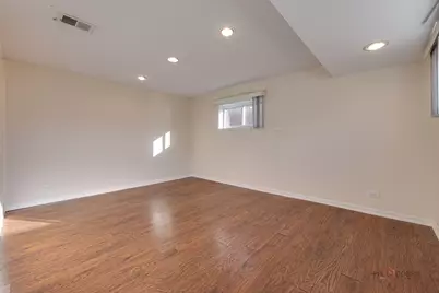 8532 N Oleander Avenue, Niles, IL 60714 - Photo 12