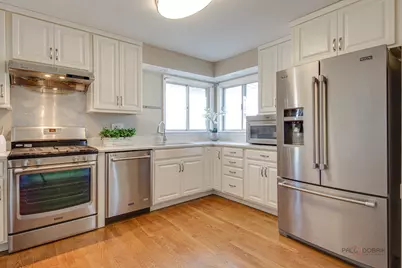 8532 N Oleander Avenue, Niles, IL 60714 - Photo 6