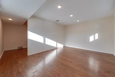 8532 N Oleander Avenue, Niles, IL 60714 - Photo 14