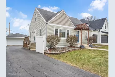 918 S Cambridge Avenue, Elmhurst, IL 60126 - Photo 2