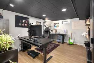 918 S Cambridge Ave, Elmhurst, IL 60126 - Photo 18