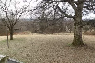 107 Charles St, Rosiclare, IL 62982 - Photo 22