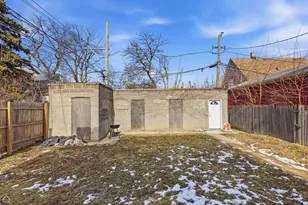 16 E 118th Pl, Chicago, IL 60628 - Photo 16