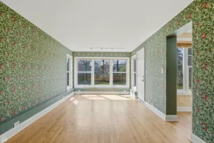 98 Williamsburg Rd, Evanston, IL 60203 - Photo 6