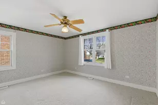 98 Williamsburg Rd, Evanston, IL 60203 - Photo 14