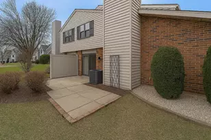 9319 Sunrise Ln, Orland Park, IL 60462 - Photo 24