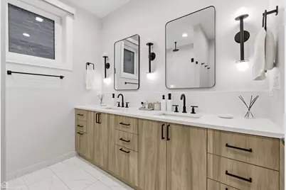 327 S Leavitt Street #1, Chicago, IL 60612 - Photo 20