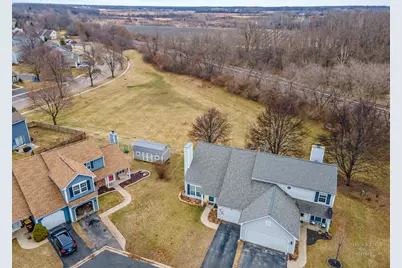 2321 Aspen Drive, Woodstock, IL 60098 - Photo 2