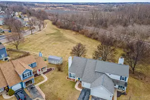 2321 Aspen Dr, Woodstock, IL 60098 - Photo 2