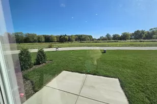 42 Olympus Dr, Tinley Park, IL 60477 - Photo 36