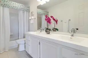 204 N Crooked Lake Ln, Lindenhurst, IL 60046 - Photo 28