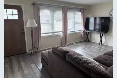 404 N Kinzie Street, Thornton, IL 60476 - Photo 6