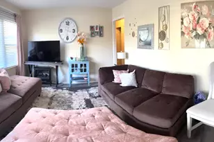 404 N Kinzie St, Thornton, IL 60476 - Photo 10